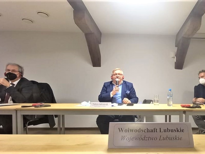 O utworzenie EUWT „Geopark Łuk Mużakowa” lubuski samorząd zabiegał sześć lat. To pierwsze tego typu ugrupowanie współpracy terytorialnej na polsko-niemieckim pograniczu.