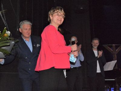 Długą owacją na stojąco publiczność nagrodziła twórców i aktorów premierowego spektaklu Lubuskiego Teatru. - Piękny, wspaniały spektakl! – chwaliły sztukę wicemarszałek Sejmu Małgorzata Kidawa-Błońska i marszałek województwa lubuskiego Elżbieta Anna Polak. 