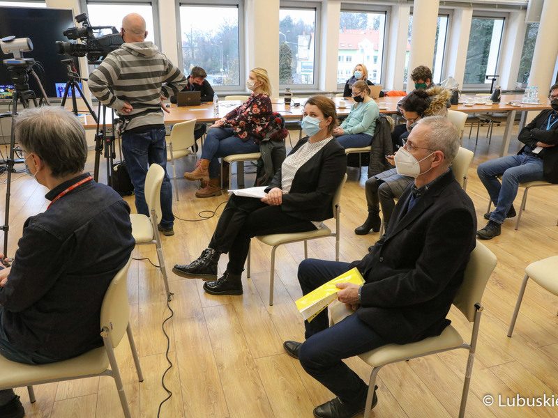 Uczestnicy konferencji prasowej dot. stanowiska w sprawie zielonogórskiego "Medyka",