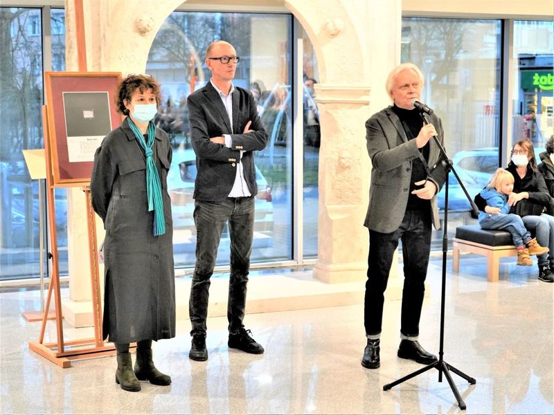 11 lutego 2022 r. dr Marek Lalko otworzył w Galerii Nowy Wiek Muzeum Ziemi Lubuskiej wystawę swoich prac „Ćwiczenia o rzeczach i czasie”. W wernisażu udział wzięli m.in. kuratorka ekspozycji dr hab. Alicja Lewicka-Szczegóła, dyrektor MZL Leszek Kania, rektor Uniwersytetu Zielonogórskiego prof. dr hab. Wojciech Strzyżewski. Wystawa czynna do 13 marca 2022 r.