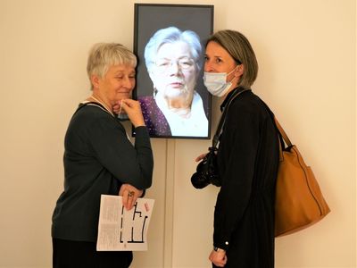 11 lutego 2022 r. dr Marek Lalko otworzył w Galerii Nowy Wiek Muzeum Ziemi Lubuskiej wystawę swoich prac „Ćwiczenia o rzeczach i czasie”. W wernisażu udział wzięli m.in. kuratorka ekspozycji dr hab. Alicja Lewicka-Szczegóła, dyrektor MZL Leszek Kania, rektor Uniwersytetu Zielonogórskiego prof. dr hab. Wojciech Strzyżewski. Wystawa czynna do 13 marca 2022 r.