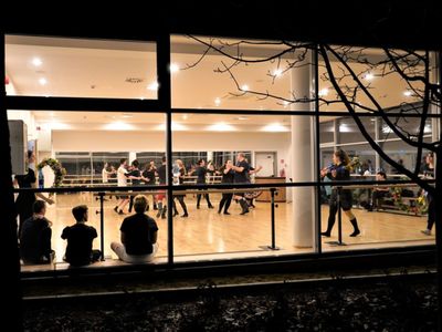 Podczas oficjalnego otwarcia Centrum Kultury Kreatywnej 24 lutego 2022 roku wystąpi m.in. Lubuski Zespół Pieśni i Tańca im. Ludwika Figasa