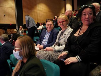 W czwartek, 24 lutego 2022 r. tłum gości pojawił się w progach Centrum Kreatywnej Kultury – nowego obiektu Regionalnego Centrum Animacji Kultury przy ul. Sienkiewicza 11 w Zielonej Górze. 