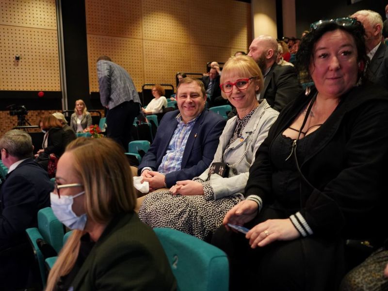 W czwartek, 24 lutego 2022 r. tłum gości pojawił się w progach Centrum Kreatywnej Kultury – nowego obiektu Regionalnego Centrum Animacji Kultury przy ul. Sienkiewicza 11 w Zielonej Górze.