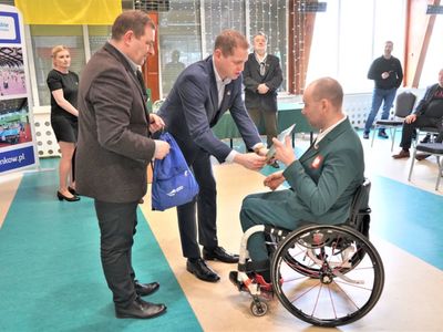 25 lutego 2022 r., w Wojewódzkim Ośrodku Sportu i Rekreacji im. Zbigniewa Majewskiego w Zielonej Górze Drzonkowie wręczono stypendia sportowe Marszałka Województwa Lubuskiego na 2022 rok. Wyróżniono też trenerów, których podopieczni osiągnęli wysokie rezultaty w Systemie Sportu Młodzieżowego w 2021 r. oraz lubuskie kluby za zajęte miejsce w klasyfikacji współzawodnictwa sportowego dzieci i młodzieży w ramach Systemu Sportu Młodzieżowego. 