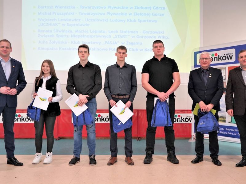 25 lutego 2022 r., w Wojewódzkim Ośrodku Sportu i Rekreacji im. Zbigniewa Majewskiego w Zielonej Górze Drzonkowie wręczono stypendia sportowe Marszałka Województwa Lubuskiego na 2022 rok. Wyróżniono też trenerów, których podopieczni osiągnęli wysokie rezultaty w Systemie Sportu Młodzieżowego w 2021 r. oraz lubuskie kluby za zajęte miejsce w klasyfikacji współzawodnictwa sportowego dzieci i młodzieży w ramach Systemu Sportu Młodzieżowego.