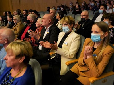 Marszałek Województwa Lubuskiego Elżbieta Anna Polak i Przewodniczący Sejmiku Województwa Lubuskiego Wacław Maciuszonek zaprosili 6 marca 2022 r. na koncerty Solidarności z Ukrainą w Filharmonii Zielonogórskiej. 