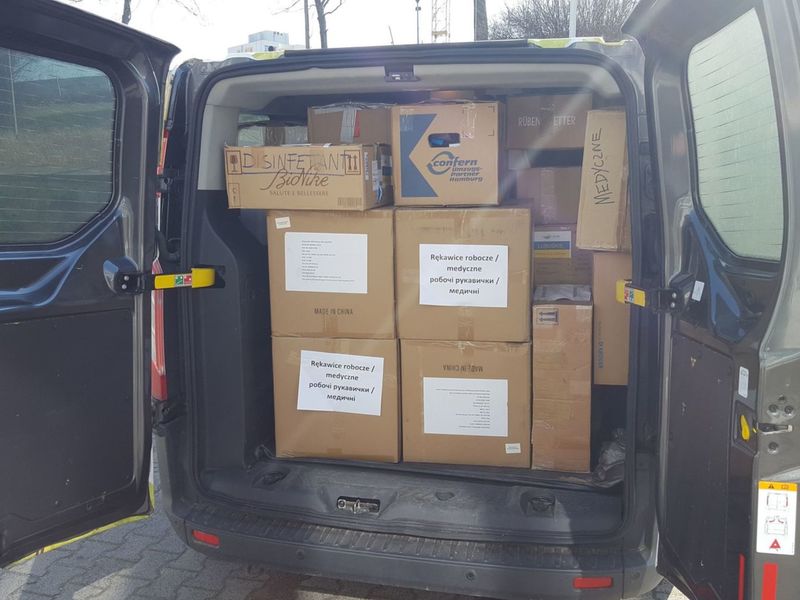 Nocny transport darów dla Ukrainy