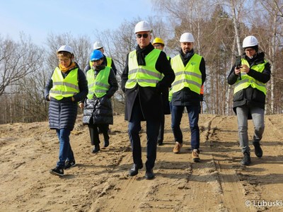 Budowa mostu na Odrze w Milsku