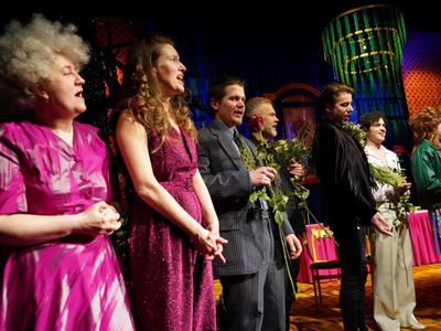 26 marca 2022 r. Porywająca premiera „Kanadyjskich sukienek” Macieja Archona Michalskiego w Lubuskim Teatrze w Zielonej Górze