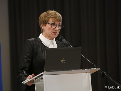 Wystąpienie marszałek Elżbiety Anny Polak podczas kwietniowych obrad sesji Sejmiku Województwa Lubuskiego