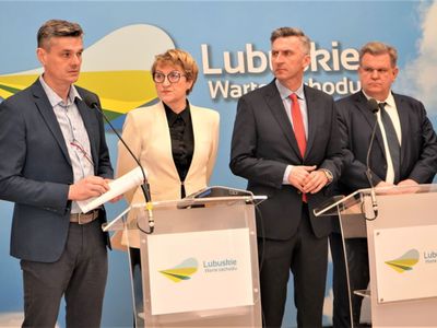 Uczestnicy konferencji prasowej