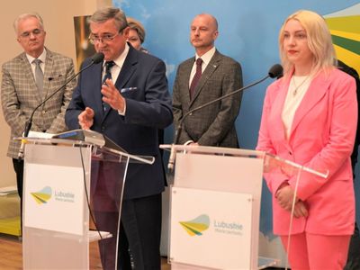 Uczestnicy II części konferencji prasowej