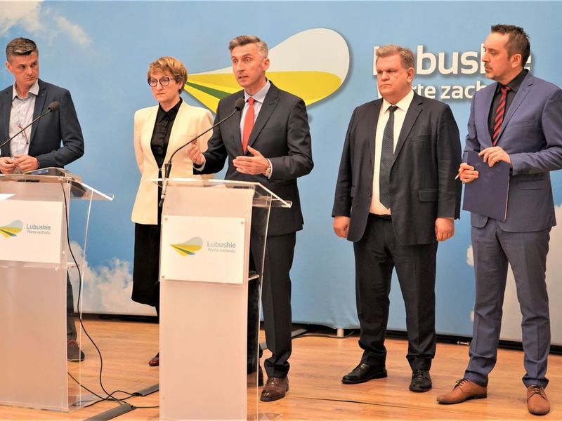 Uczestnicy I części konferencji prasowej