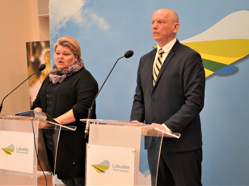 Uczestnicy II części konferencji prasowej