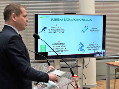 8 kwietnia 2022 r. - konferencja prasowa w Urzędzie Marszałkowskim Województwa Lubuskiego w Zielonej Górze, poświęcona Programom Inwestycyjnym „Lubuska Baza Turystyczna” i „Lubuska Baza Sportowa”