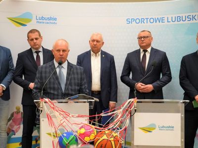 8 kwietnia 2022 r. - konferencja prasowa w Urzędzie Marszałkowskim Województwa Lubuskiego w Zielonej Górze, poświęcona Programom Inwestycyjnym „Lubuska Baza Turystyczna” i „Lubuska Baza Sportowa”