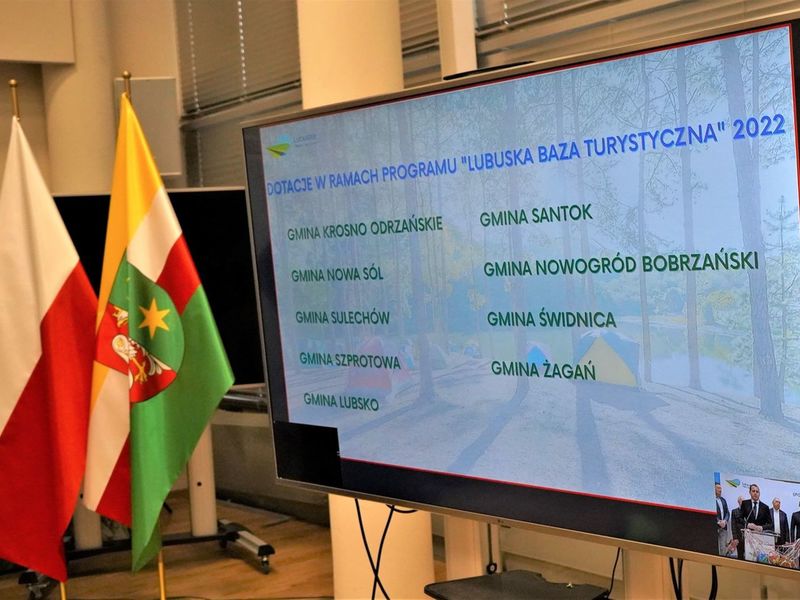 8 kwietnia 2022 r. - konferencja prasowa w Urzędzie Marszałkowskim Województwa Lubuskiego w Zielonej Górze, poświęcona Programom Inwestycyjnym „Lubuska Baza Turystyczna” i „Lubuska Baza Sportowa”
