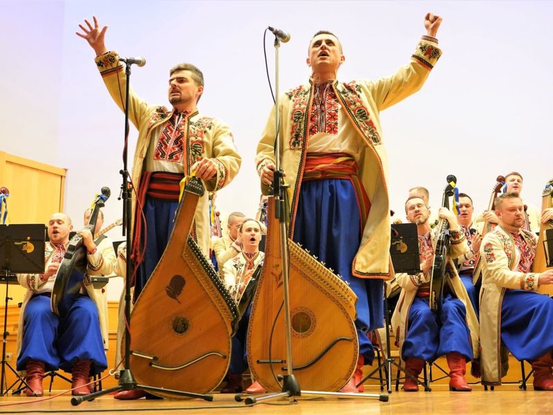 11 kwietnia 2022 r. Koncert „Z Ukrainą w Sercu” Narodowej Kapeli Bandurzystów Ukrainy im. Georgy Maiboroda w Filharmonii Zielonogórskiej objęła honorowym patronatem marszałek województwa lubuskiego Elżbieta Anna Polak
