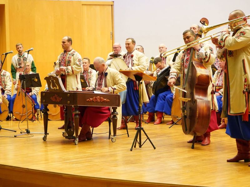 11 kwietnia 2022 r. Koncert „Z Ukrainą w Sercu” Narodowej Kapeli Bandurzystów Ukrainy im. Georgy Maiboroda w Filharmonii Zielonogórskiej objęła honorowym patronatem marszałek województwa lubuskiego Elżbieta Anna Polak