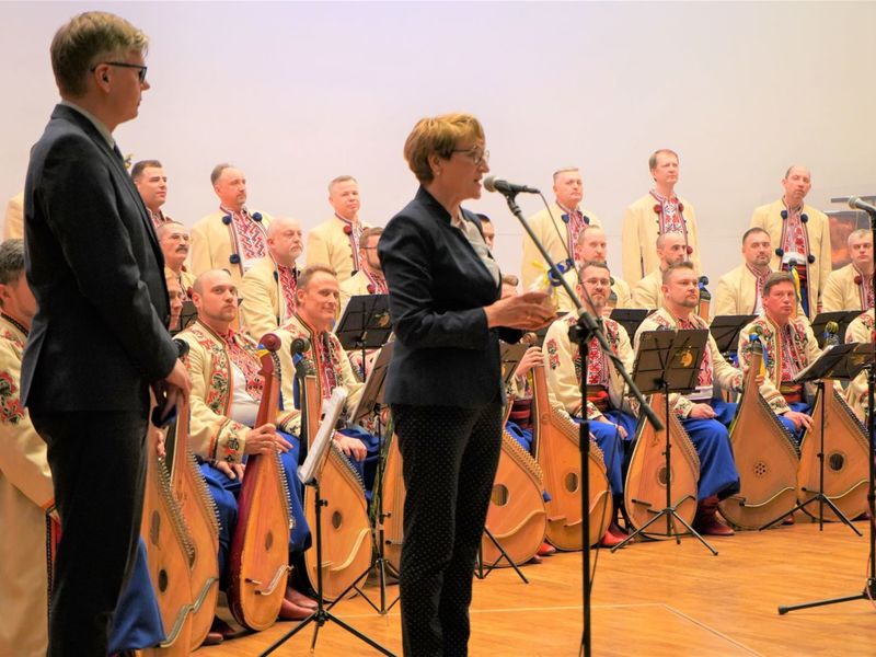 11 kwietnia 2022 r. Koncert „Z Ukrainą w Sercu” Narodowej Kapeli Bandurzystów Ukrainy im. Georgy Maiboroda w Filharmonii Zielonogórskiej objęła honorowym patronatem marszałek województwa lubuskiego Elżbieta Anna Polak
