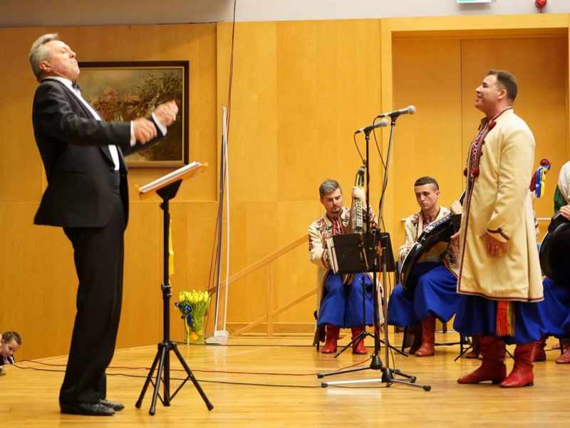 11 kwietnia 2022 r. Koncert „Z Ukrainą w Sercu” Narodowej Kapeli Bandurzystów Ukrainy im. Georgy Maiboroda w Filharmonii Zielonogórskiej objęła honorowym patronatem marszałek województwa lubuskiego Elżbieta Anna Polak