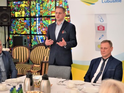 Wicemarszałek Łukasz Porycki oraz dyrekcja Departamentu Infrastruktury Społecznej UMWL spotkali się z szefami lubuskich instytucji kultury. 