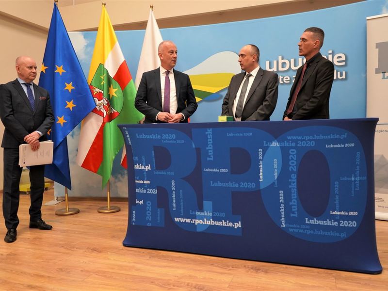 Podpisanie umowy z firmą Multisoft SA na wdrożenie innowacyjnego produktu wykorzystywanego w kontroli ruchu lotniczego