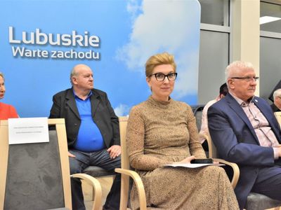 25 kwietnia 2022 r. w Urzędzie Marszałkowskim Województwa Lubuskiego w Zielonej Górze odbyła się V sesja Lubuskiego Sejmiku Seniorów II kadencji.