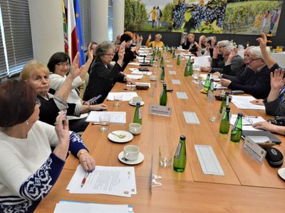 25 kwietnia 2022 r. w Urzędzie Marszałkowskim Województwa Lubuskiego w Zielonej Górze odbyła się V sesja Lubuskiego Sejmiku Seniorów II kadencji.