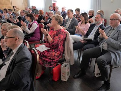 Ośrodka Doskonalenia Nauczycieli w Zielonej Górze 30 lat swojej działalności świętował 27 kwietnia 2022 r. w zielonogórskim Ruben Hotel. 
