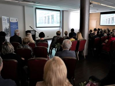 Ośrodka Doskonalenia Nauczycieli w Zielonej Górze 30 lat swojej działalności świętował 27 kwietnia 2022 r. w zielonogórskim Ruben Hotel. 