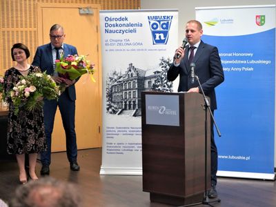 Ośrodka Doskonalenia Nauczycieli w Zielonej Górze 30 lat swojej działalności świętował 27 kwietnia 2022 r. w zielonogórskim Ruben Hotel. 