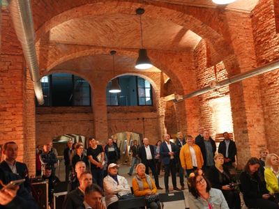 30 kwietnia 2022 r. II Lubuski Festiwal Otwartych Piwnic i Winnic Zielona Góra-Zabór 2022. Gala konkursu „Wino warte zachodu”. W zabytkowej dawnej piwnicy Ernesta Muehle w Parku Sowińskiego, laury – w towarzystwie Bachusa – wręczała marszałek województwa lubuskiego Elżbieta Anna Polak. 