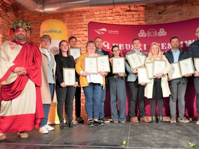 30 kwietnia 2022 r. II Lubuski Festiwal Otwartych Piwnic i Winnic Zielona Góra-Zabór 2022. Gala konkursu „Wino warte zachodu”. W zabytkowej dawnej piwnicy Ernesta Muehle w Parku Sowińskiego, laury – w towarzystwie Bachusa – wręczała marszałek województwa lubuskiego Elżbieta Anna Polak. 
