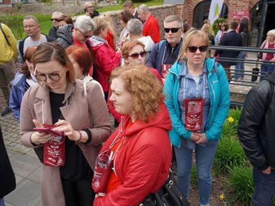 30 kwietnia 2022 r. II Lubuski Festiwal Otwartych Piwnic i Winnic Zielona Góra-Zabór 2022. Gala konkursu „Wino warte zachodu”. W zabytkowej dawnej piwnicy Ernesta Muehle w Parku Sowińskiego, laury – w towarzystwie Bachusa – wręczała marszałek województwa lubuskiego Elżbieta Anna Polak. 