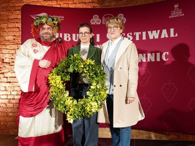 30 kwietnia 2022 r. II Lubuski Festiwal Otwartych Piwnic i Winnic Zielona Góra-Zabór 2022. Gala konkursu „Wino warte zachodu”. W zabytkowej dawnej piwnicy Ernesta Muehle w Parku Sowińskiego, laury – w towarzystwie Bachusa – wręczała marszałek województwa lubuskiego Elżbieta Anna Polak. 