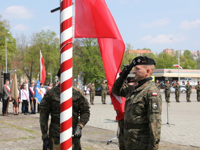 Obchody 231. rocznicy uchwalenia Konstytucji 3 Maja w Krośnie Odrz.