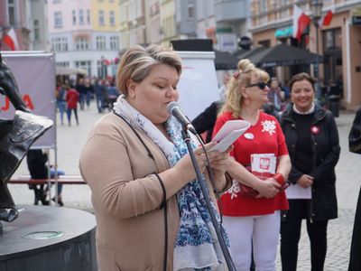 3 maja 2022 r. – z okazji 231. rocznicy uchwalenia Konstytucji 3 Maja - na zielonogórskim deptaku czytano fragmenty Konstytucji RP. 

