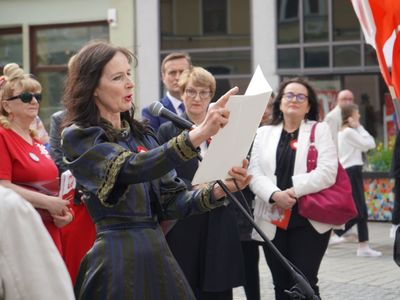 3 maja 2022 r. – z okazji 231. rocznicy uchwalenia Konstytucji 3 Maja - na zielonogórskim deptaku czytano fragmenty Konstytucji RP. 

