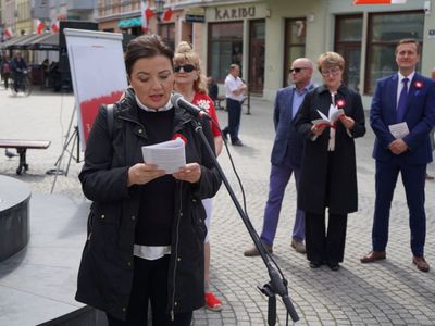 3 maja 2022 r. – z okazji 231. rocznicy uchwalenia Konstytucji 3 Maja - na zielonogórskim deptaku czytano fragmenty Konstytucji RP. 

