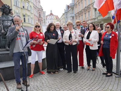 3 maja 2022 r. – z okazji 231. rocznicy uchwalenia Konstytucji 3 Maja - na zielonogórskim deptaku czytano fragmenty Konstytucji RP. 

