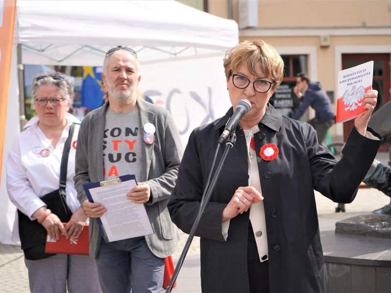 3 maja 2022 r. – z okazji 231. rocznicy uchwalenia Konstytucji 3 Maja - na zielonogórskim deptaku czytano fragmenty Konstytucji RP.