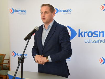 Podpisanie umów na dofinansowanie inwestycji sportowych, turystycznych i renowacji zabytków