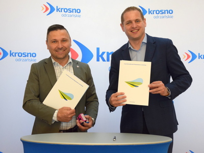 Podpisanie umów na dofinansowanie inwestycji sportowych, turystycznych i renowacji zabytków