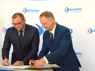 Podpisanie umów na dofinansowanie inwestycji sportowych, turystycznych i renowacji zabytków