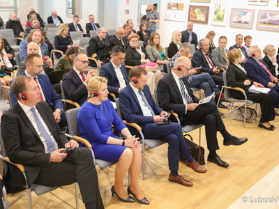 Uczestnicy debaty podczas VII Szczytu Politycznego Partnerstwo Odry w Zielonej Górze