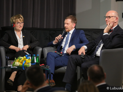 Debata podczas VII Szczytu Politycznego Partnerstwo Odry w Zielonej Górze