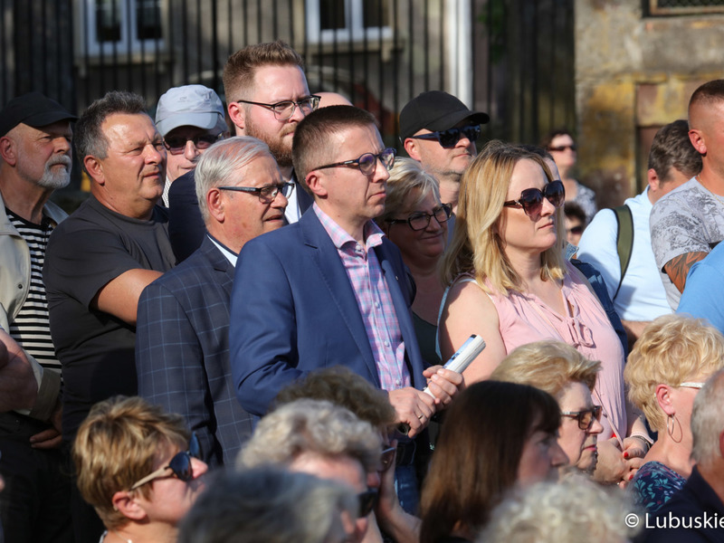 Spotkanie Donalda Tuska z mieszkańcami Krosno Odrz.