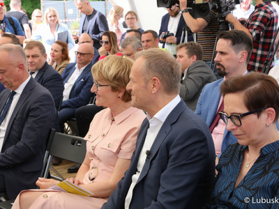 Uroczystość podpisania aktu erekcyjnego pod budowę Parku Technologii Kosmicznych w Zielonej Górze Nowym Kisielinie 